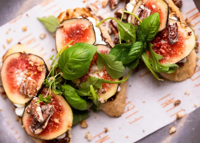 Radisson Red & Radisson Red Apartments, Hotel