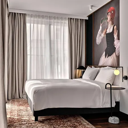 Radisson Red & Radisson Red Apartments, 4* Cracóvia