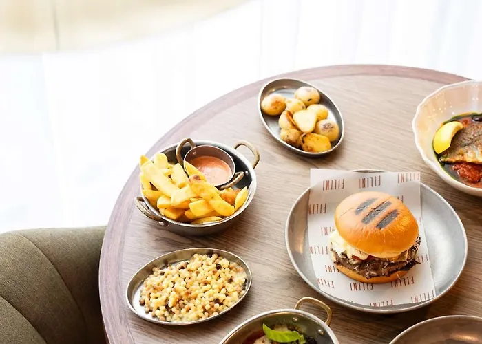 Radisson Red & Radisson Red Apartments, Hotel Krakau