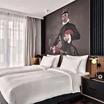 Radisson Red & Radisson Red Apartments, Cracovia