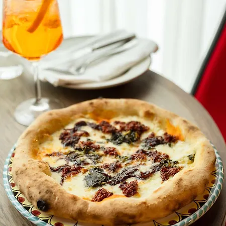 ホテル Radisson Red & Radisson Red Apartments,