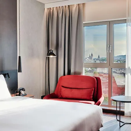 Radisson Red Hotel&radisson Red Apartments,