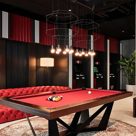 Radisson Red Hotel&radisson Red Apartments, 4*