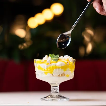 ホテル Radisson Red & Radisson Red Apartments,