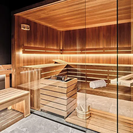 ホテル Radisson Red & Radisson Red Apartments,