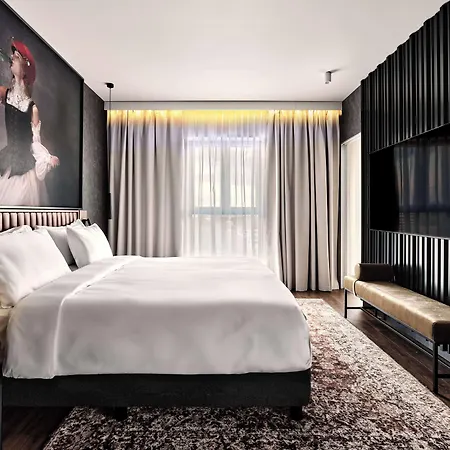 ホテル Radisson Red & Radisson Red Apartments,