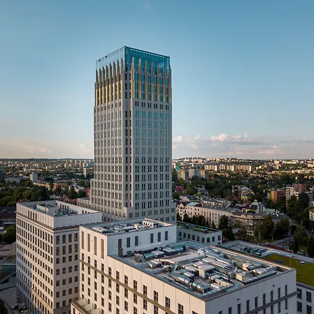 Radisson Red Hotel&radisson Red Apartments,