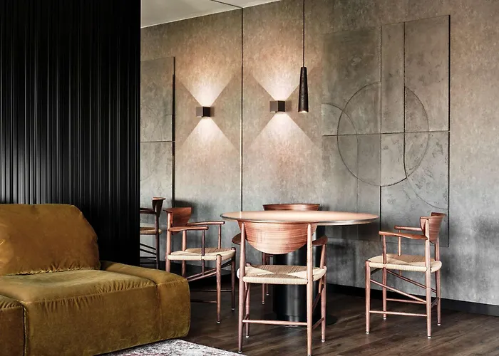 Radisson Red & Radisson Red Apartments, 4*