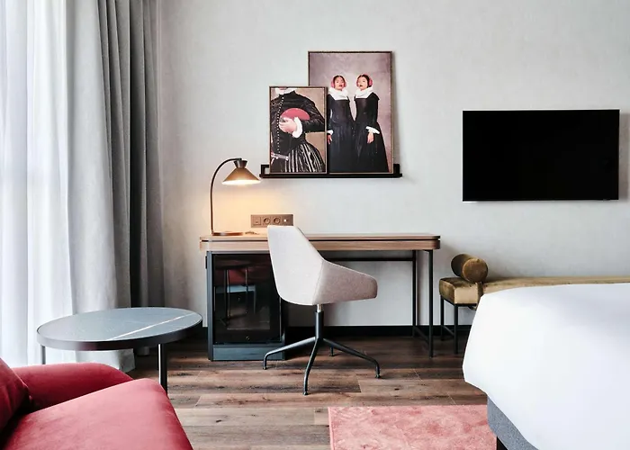 Radisson Red & Radisson Red Apartments, Cracovie