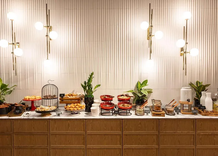 Radisson Red & Radisson Red Apartments, Cracovie