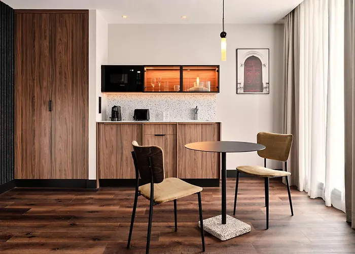 Radisson Red & Radisson Red Apartments, 4* Kraków