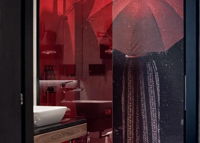 Radisson Red Hotel&radisson Red Apartments, Hotel 4*